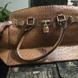 Elegant Brown Leather Handbag